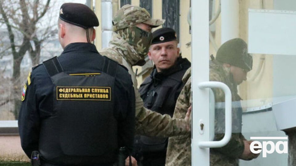 Сегодня "суд" оккупированного Симферополя избирает меру пресечения 12 украинским морякам