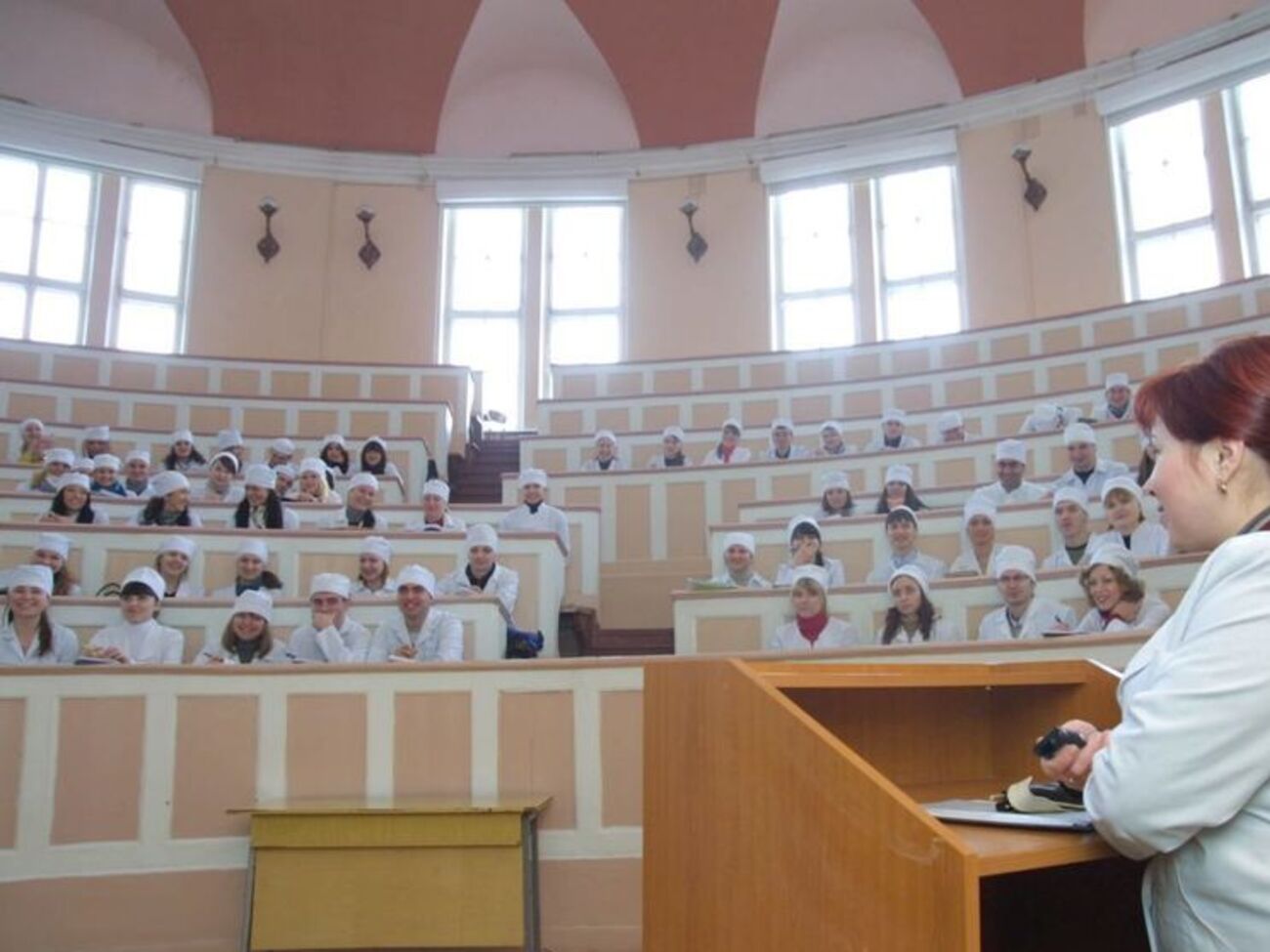 МОЗ має намір звернутися до суду через наказ про покладення обов'язків ректора Одеського національного медуніверситету на Сухіна