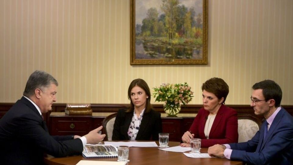 Порошенко повідомив, що хотів поспілкуватися з Путіним