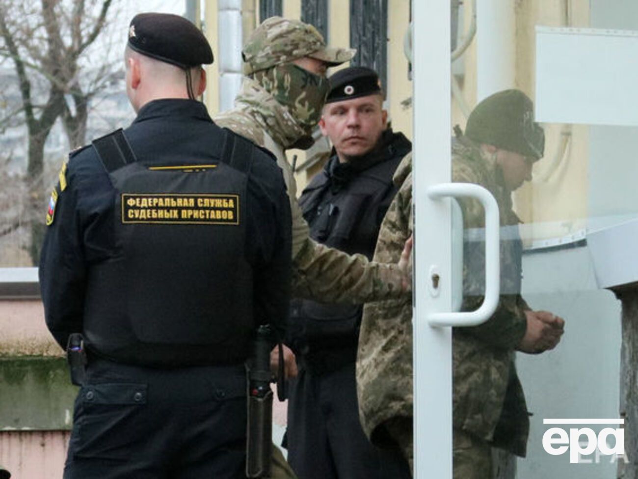 Учора кримський "суд" заарештував 15 українських моряків