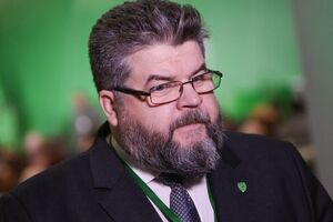 Фейки про воєнний стан поширюються, щоб викликати паніку. Паніка – це ріст цін, дефіцит, заворушення
