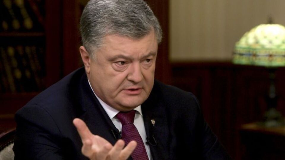 Порошенко: Сегодня я поручил подготовить необходимые документы