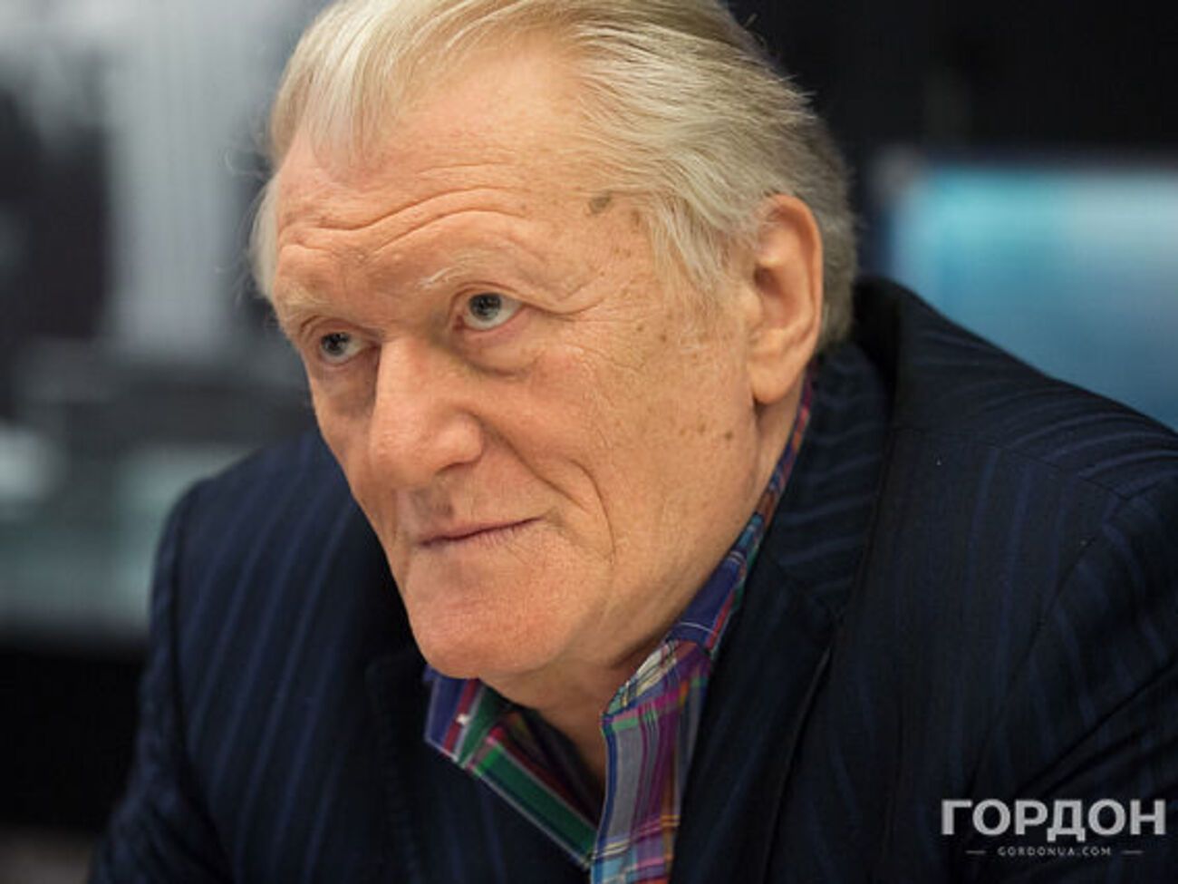 Рибчинський: Українська мова, на мою думку, красивіша, ніж російська чи інші мови. Хіба мати нав'язує красуню-дочку комусь у дружини?