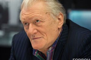 Рибчинський: Українська мова, на мою думку, красивіша, ніж російська чи інші мови. Хіба мати нав'язує красуню-дочку комусь у дружини?