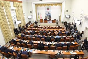 За рішення не голосували 19 депутатів