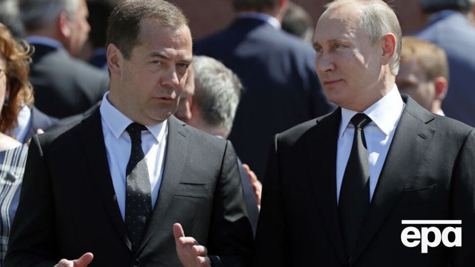 Медведев (слева) был президентом РФ с 2008-го по 2012 год