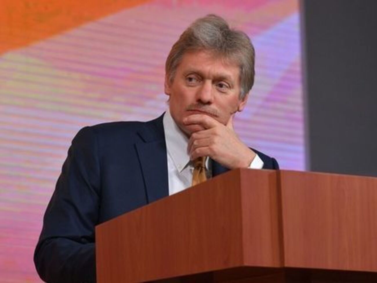 Песков: Основой украинских "провокаций" являются "предэлекторальные внутриполитические интересы президента Порошенко"