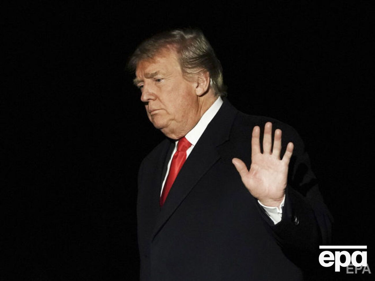 Трамп отказался встречаться с Путиным