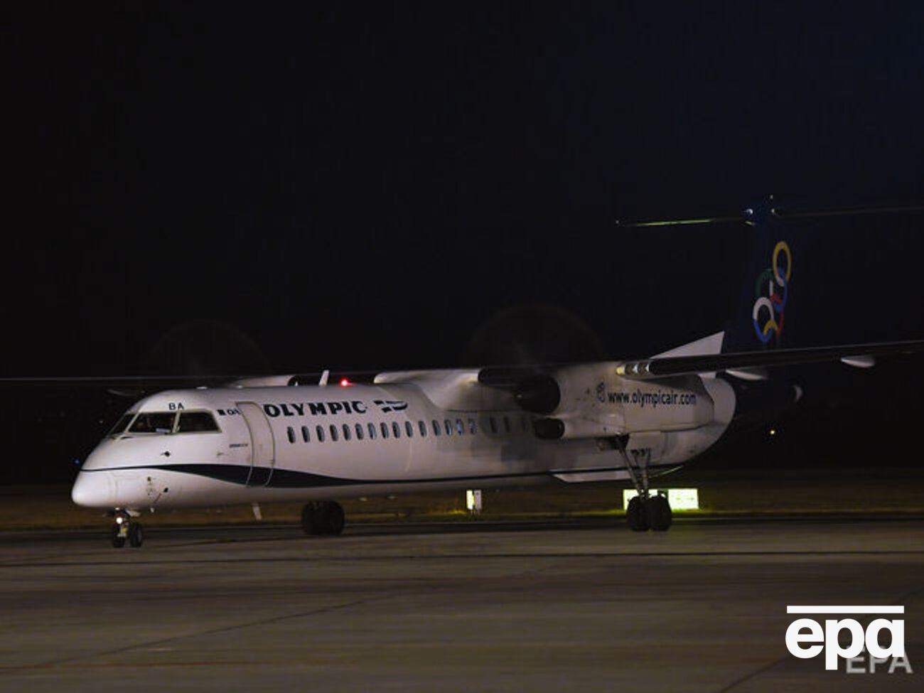 Літак з Афін прилетів у Скоп'є 1 листопада