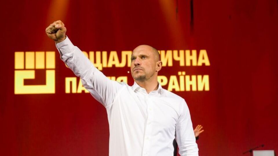 Кива: Этот кулак – залог победы над злом, коррупцией, преступностью