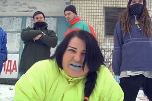 alyona alyona: Цей трек – це заклик. Відчуйте нас, зрозумійте та прийміть наш вибір, ким бути, який вигляд мати, як жити і чим займатися