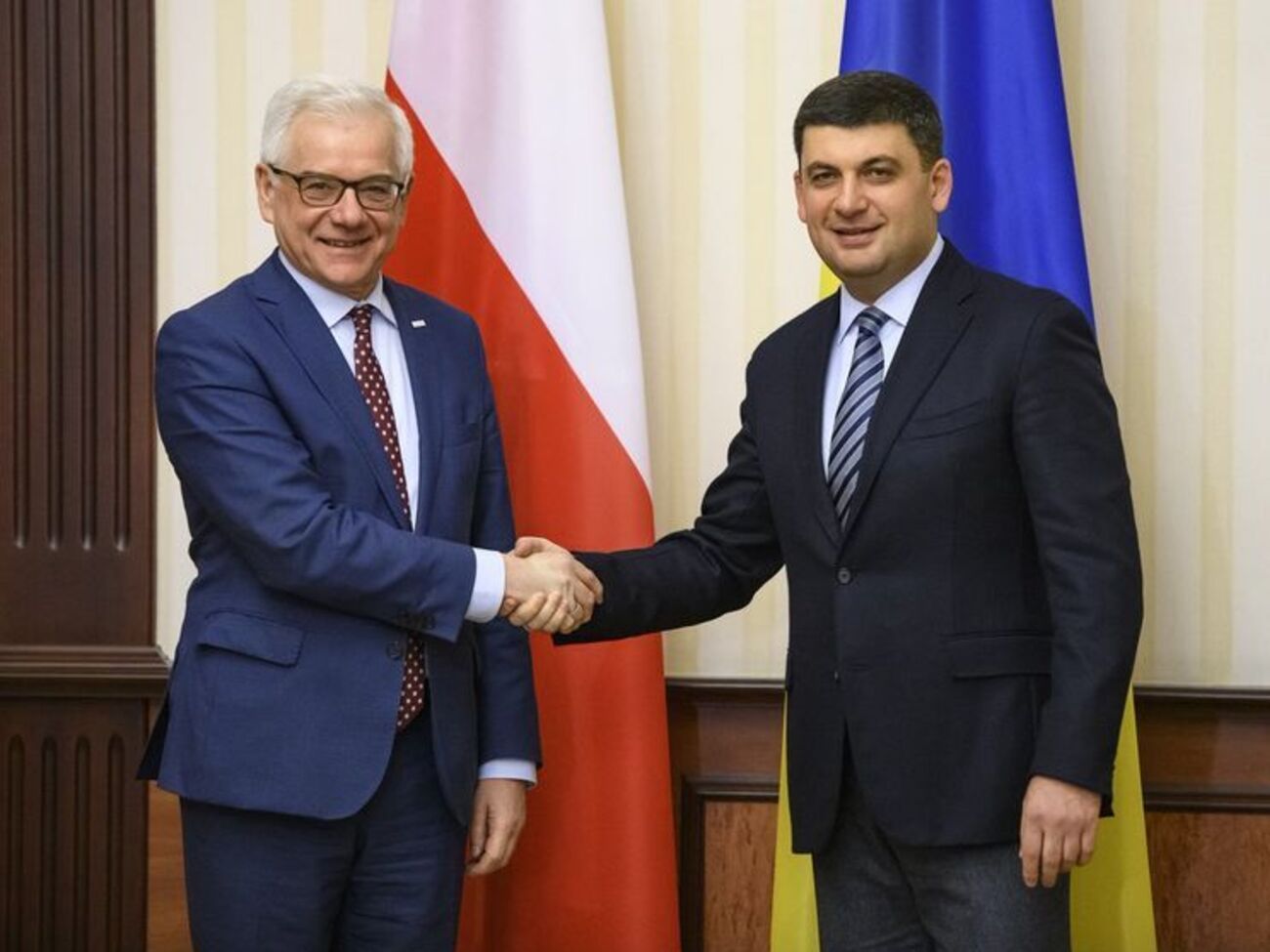 Гройсман провел встречу с главой польского МИД