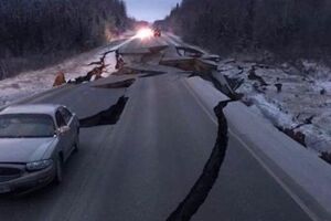 Землетрус пошкодив дороги