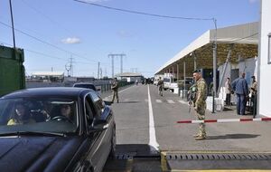 В ГПСУ сообщили об обстрелянном посте пограничников перед КПВВ "Марьинка"