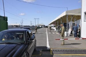 В ГПСУ сообщили об обстрелянном посте пограничников перед КПВВ "Марьинка"