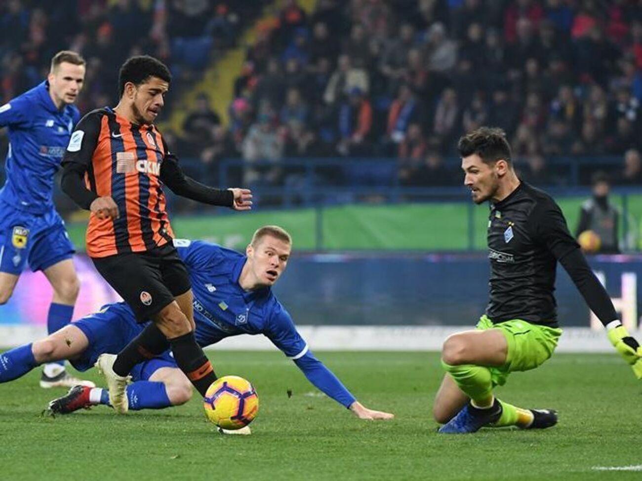 "Шахтар" здобув вольову перемогу над "Динамо"