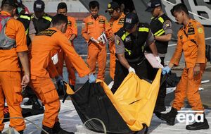 Спасатели продлили поиски на три дня