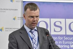 Хуг: Этот конфликт можно решить только тогда, когда кто-то будет стремиться найти решение, а не пытаться обвинять других