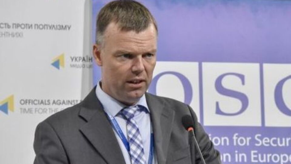 Хуг: Этот конфликт можно решить только тогда, когда кто-то будет стремиться найти решение, а не пытаться обвинять других