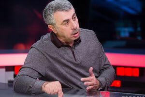 Комаровський: Коли лідери двох держав говорять під наглядом ще двох, їм важче домовитися