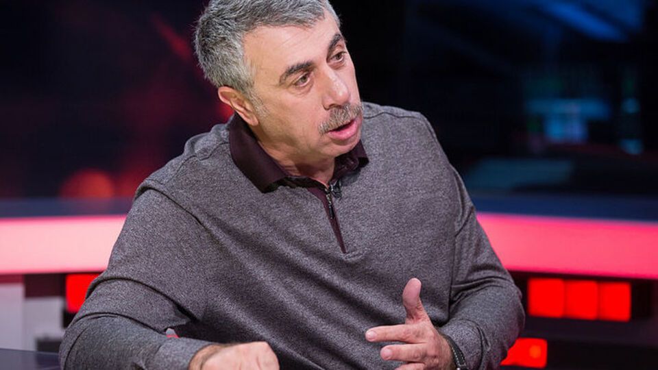 Комаровський: Коли лідери двох держав говорять під наглядом ще двох, їм важче домовитися