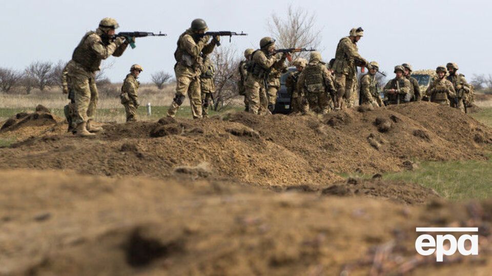 В апреле 2014 года на востоке Украины начался вооруженный конфликт.