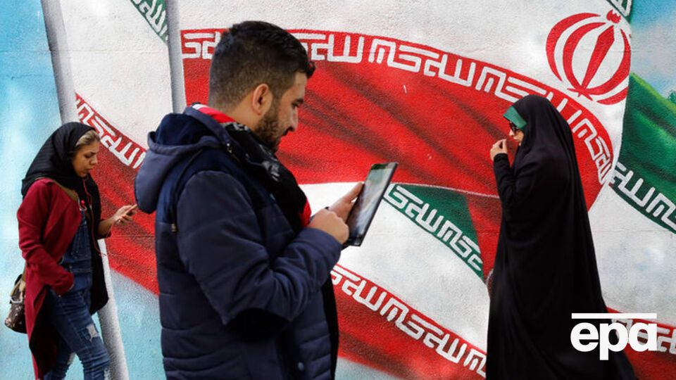 США возобновили санкции против Ирана, принятые в 2015 году