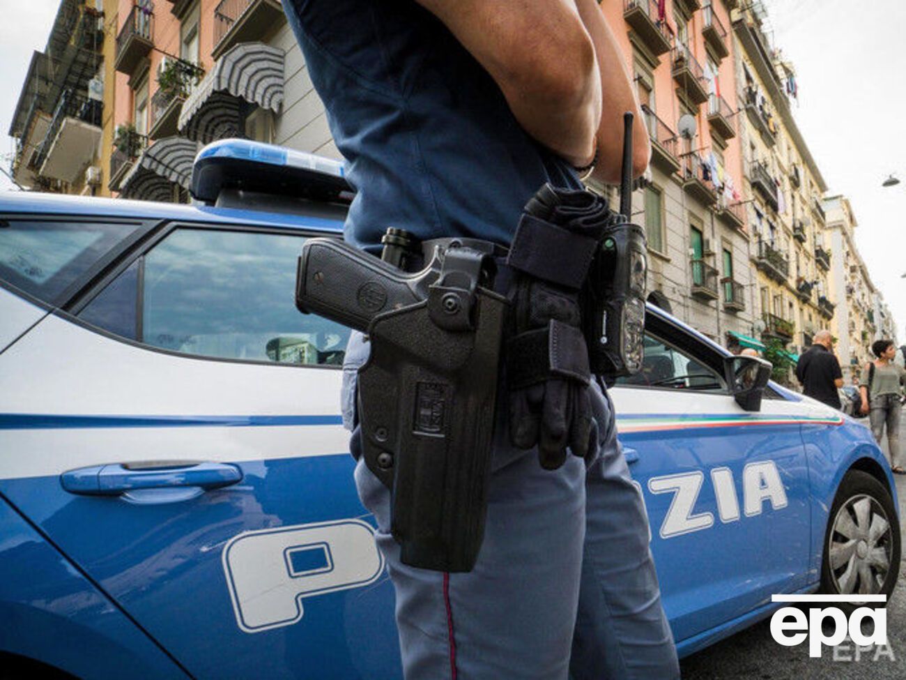 Полиция оцепила квартал, где находится захваченное почтовое отделение