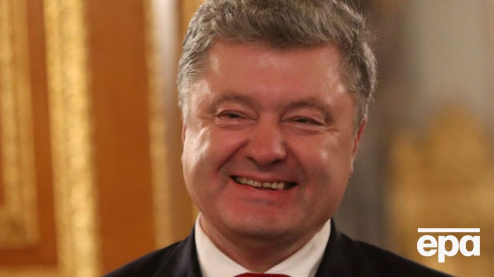 У 2017 році Порошенко задекларував 16,3 млн грн доходу, за 10 місяців цього року – уже 126,6 млн грн
