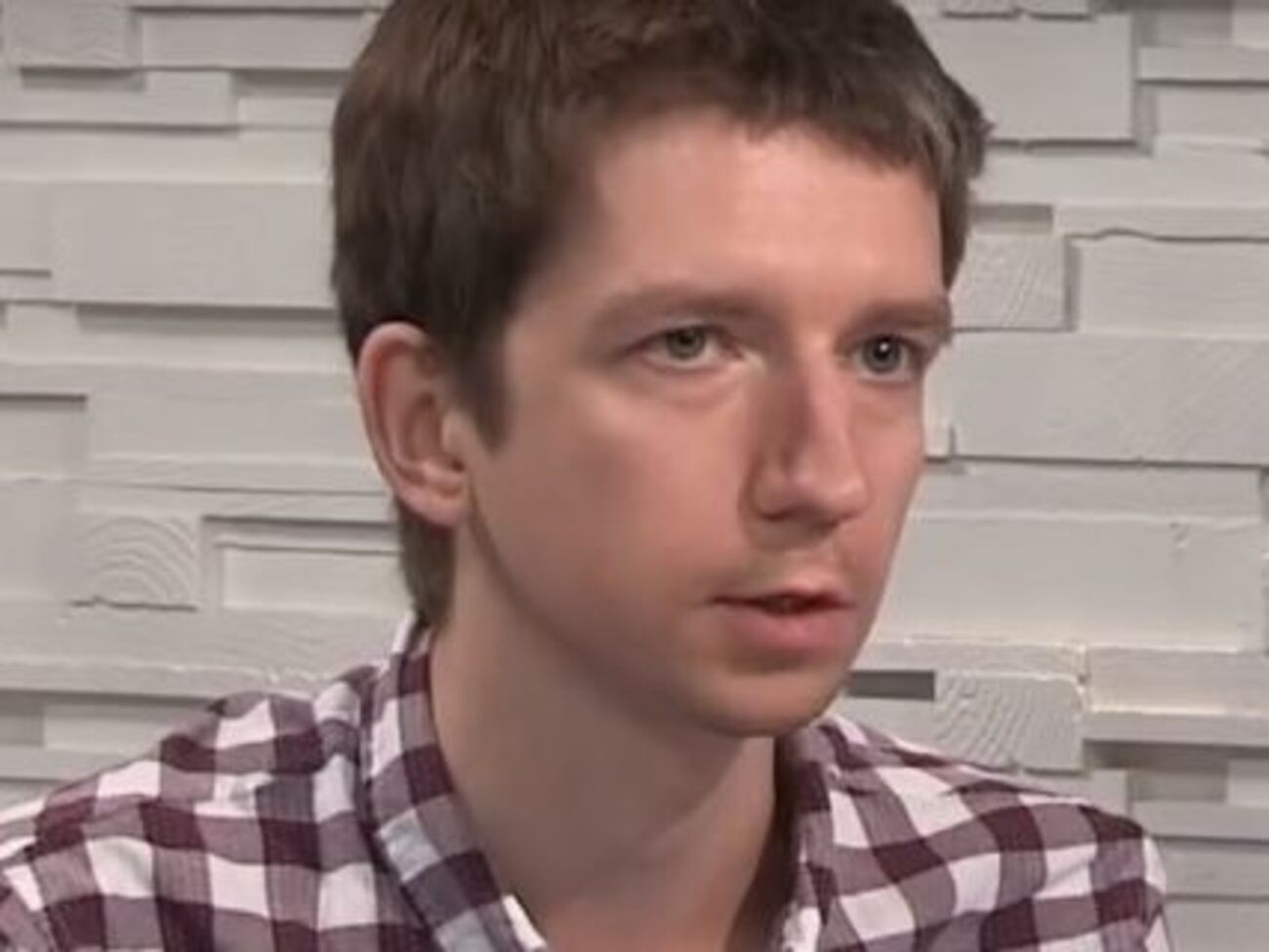 Весь силовой аппарат у нас контролируют АП и "Народный фронт". Если расследование "не идет" – или не хотят посадить кого-то из своих, или взяли деньги