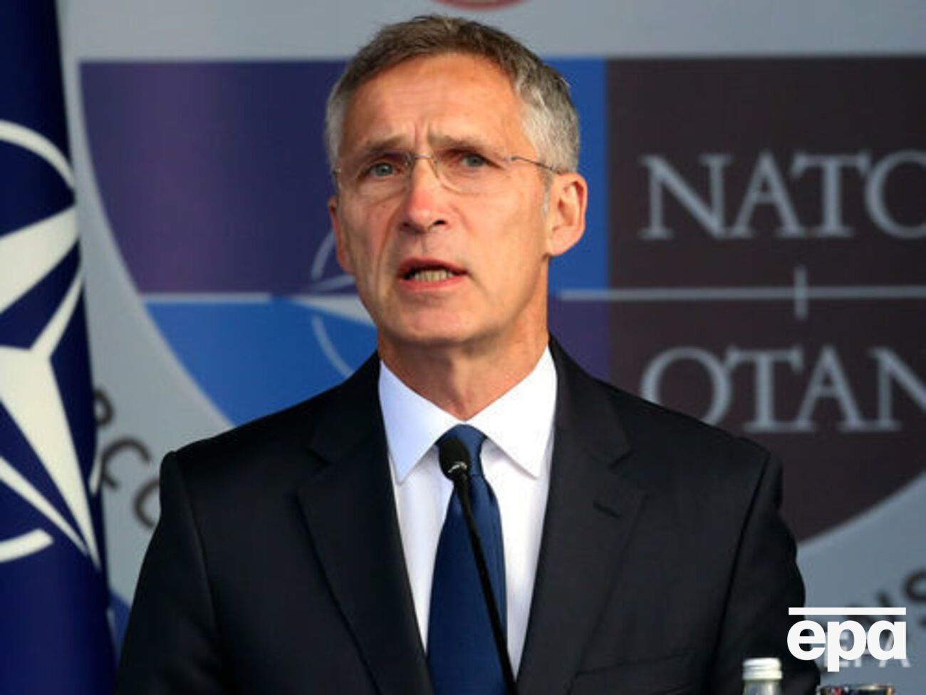 Столтенберг заявил, что с Россией необходимо говорить, но отметил, что нельзя быть наивными