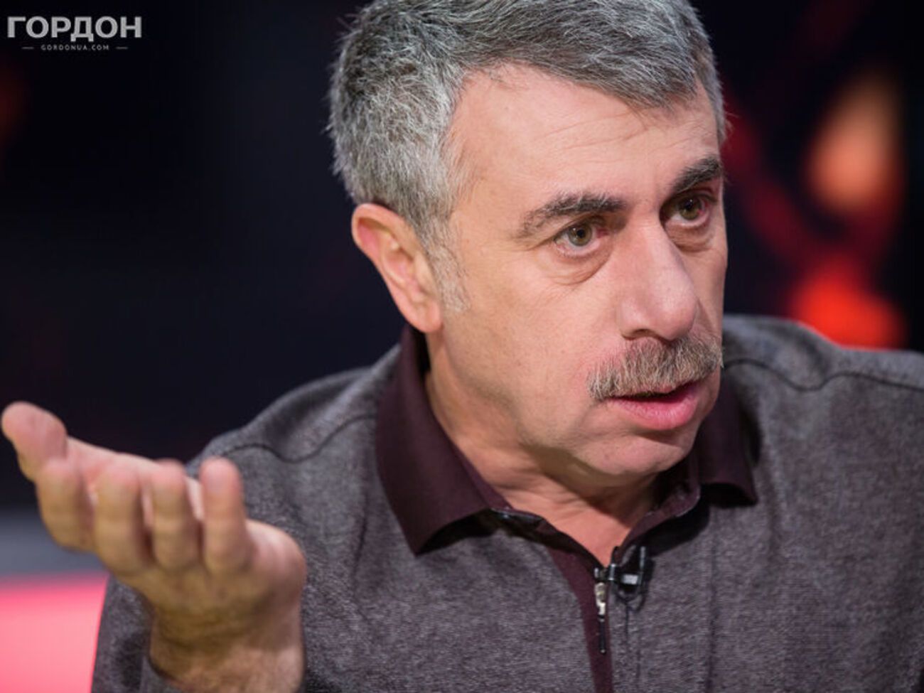 Євген Комаровський невдоволений рівнем зарплат українських лікарів