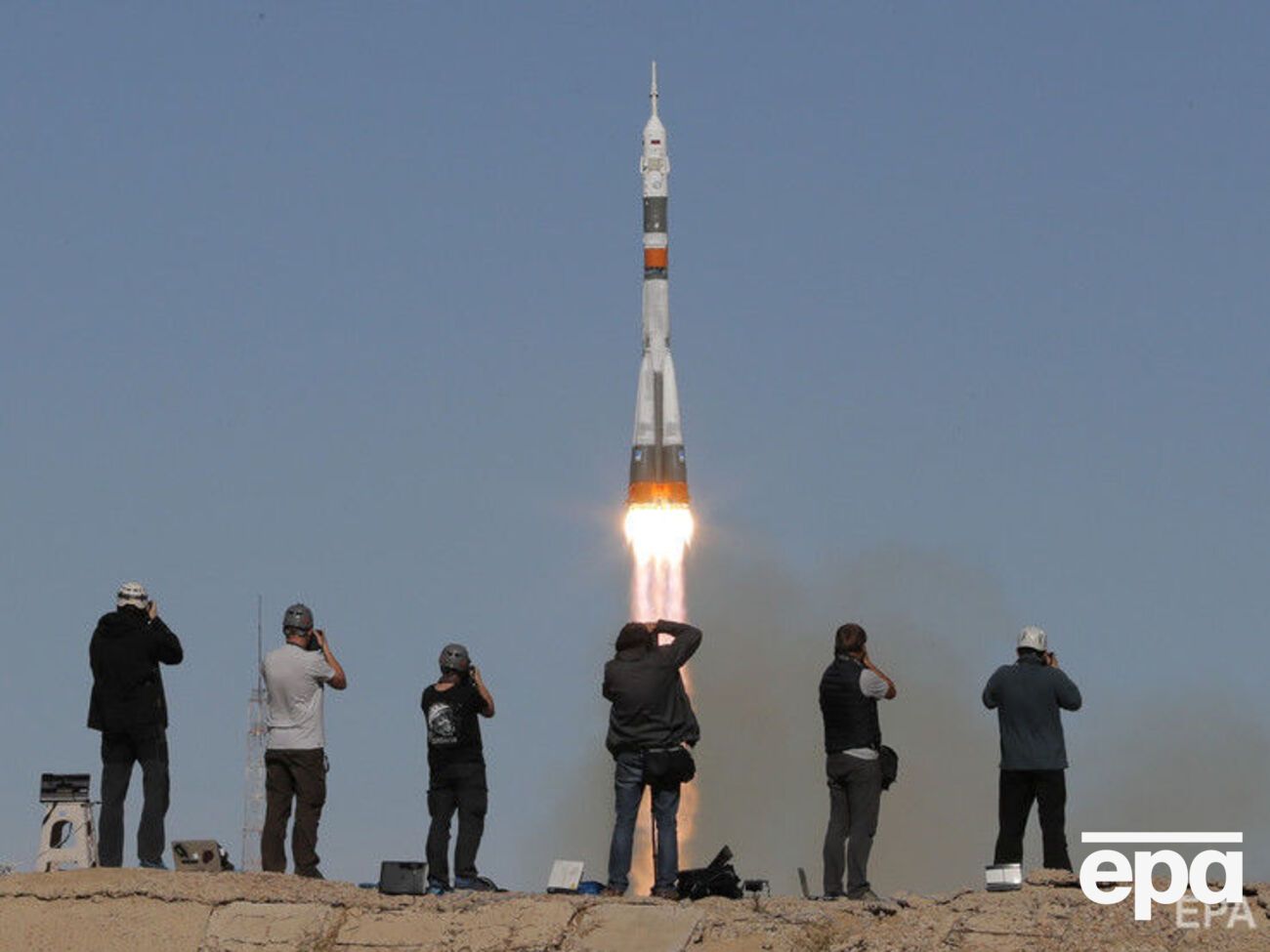 У Казахстані заявили, що можуть відправляти супутники з космодрому Байконур за допомогою російських ракет-носіїв, але Falcon-9 виявився дешевшим