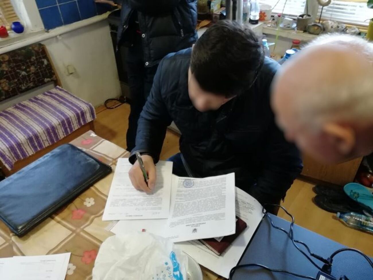 Прокуратура провела у подозреваемого обыск