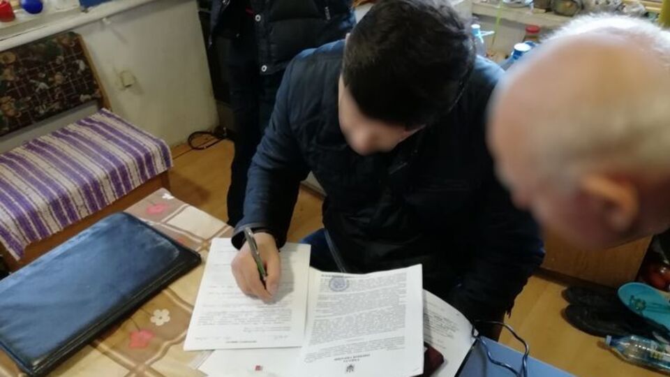 Прокуратура провела у подозреваемого обыск