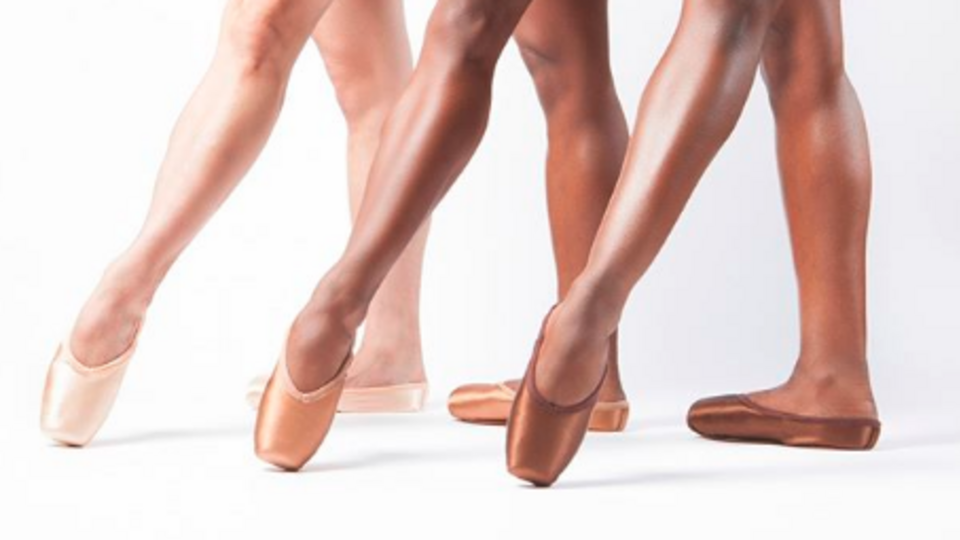 Компанія Freed of London почала випускати пуанти різних відтінків