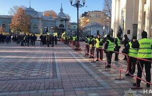 Поліція охороняє урядовий квартал