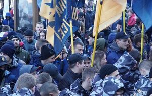 В акции участвуют сотни людей