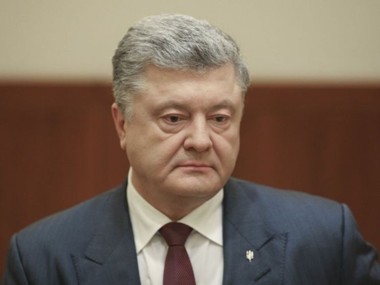 Порошенко: Росія почала розігрувати, напевно, свою останню карту з гібридної колоди