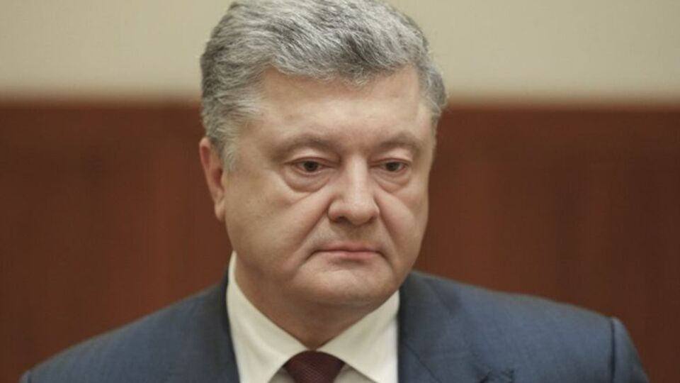 Порошенко: Росія почала розігрувати, напевно, свою останню карту з гібридної колоди