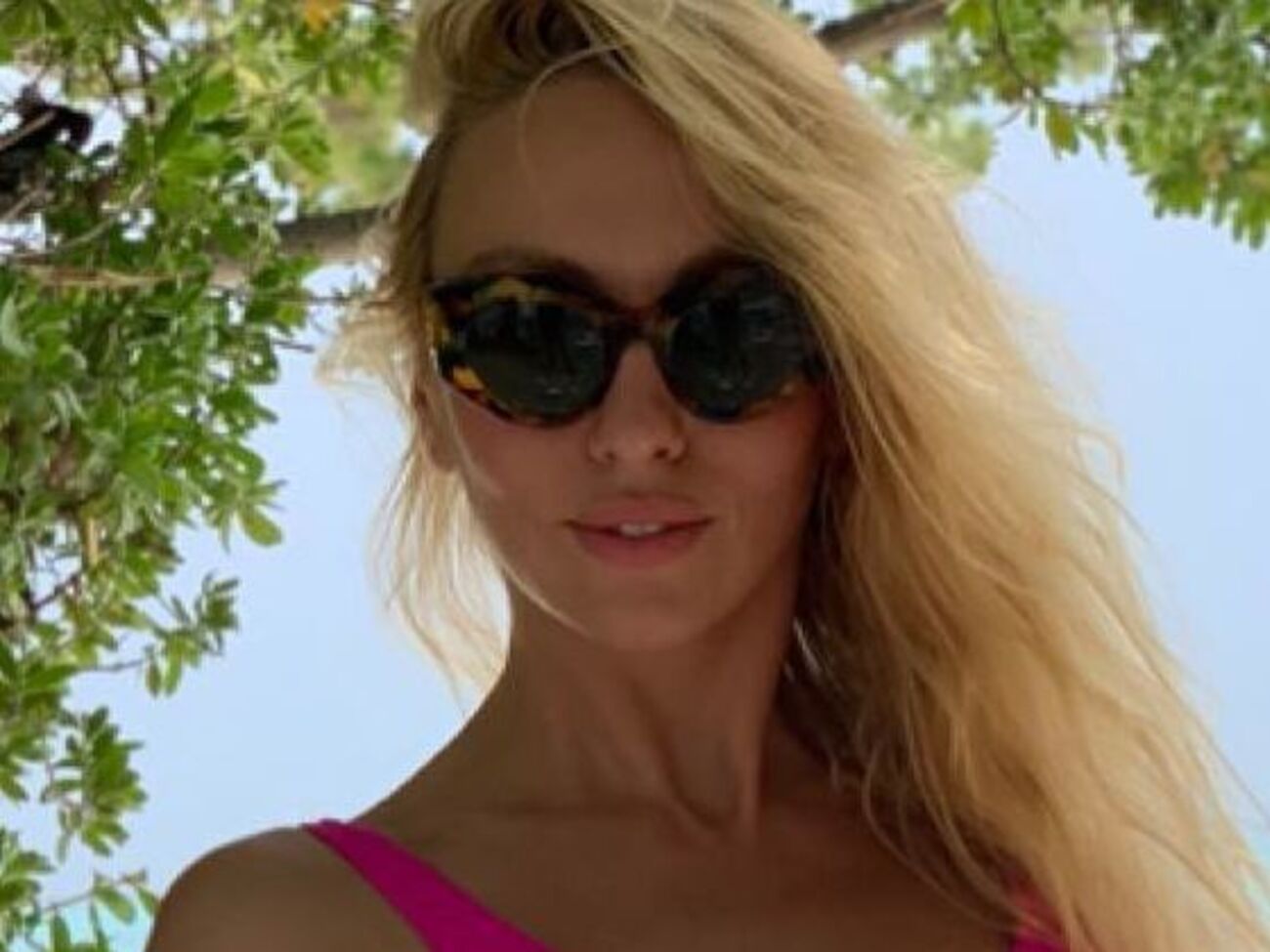 Полякова:&nbsp;Странная штука соцсети и фолловеры, им всегда все не так, то слишком голая, то слишком одетая