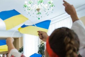 Население Украины продолжает сокращаться