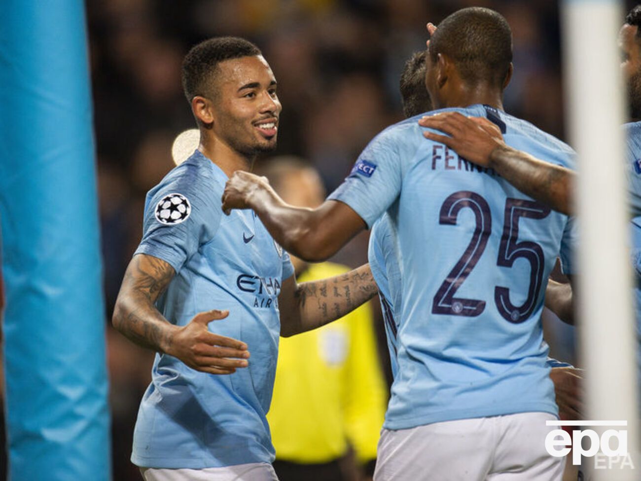 "Манчестер Сити" забил шесть безответных голов в ворота "Шахтера"