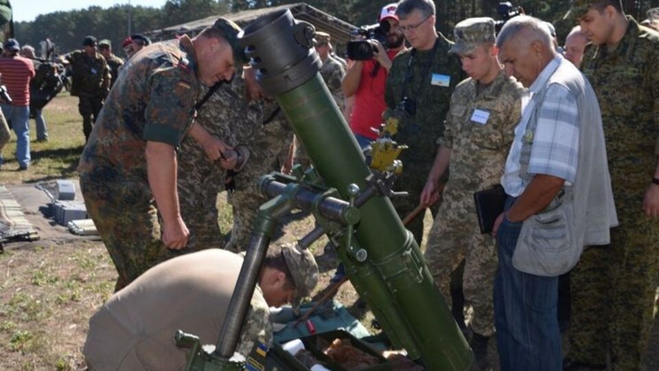 "Молот" производит завод в Виннице