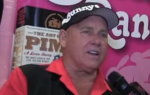 Хоф скончался в возрасте 72 лет