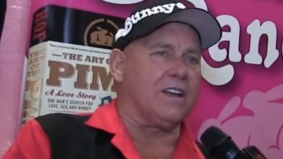 Хоф скончался в возрасте 72 лет