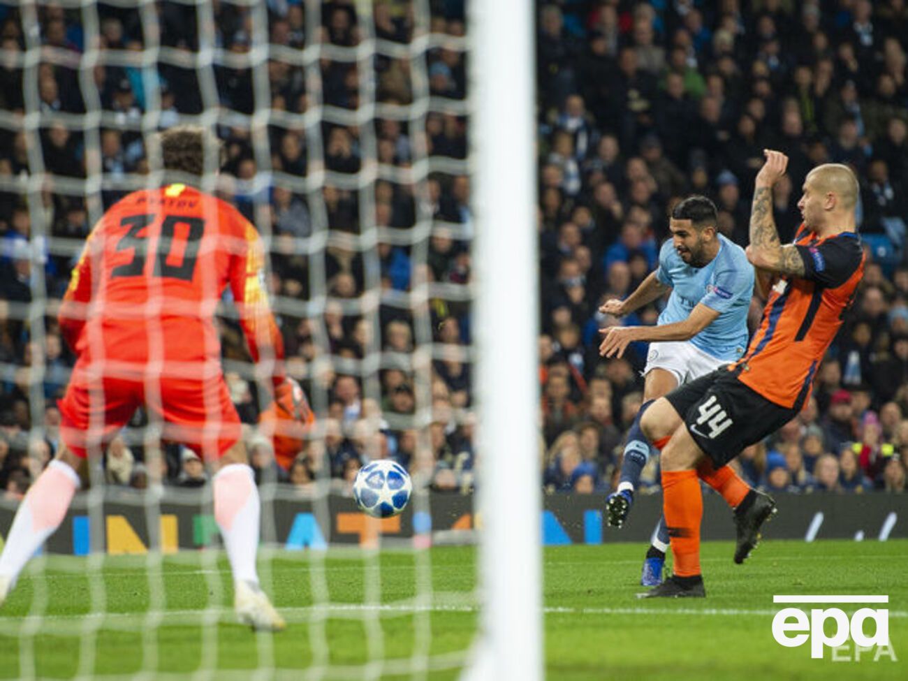 "Шахтер" после четырех туров набрал два очка и занимает последнее место в группе