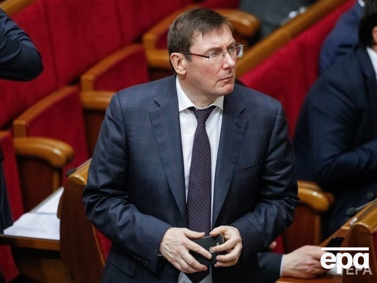 За даними "Українських новин", про підозру Луценка поки не йдеться