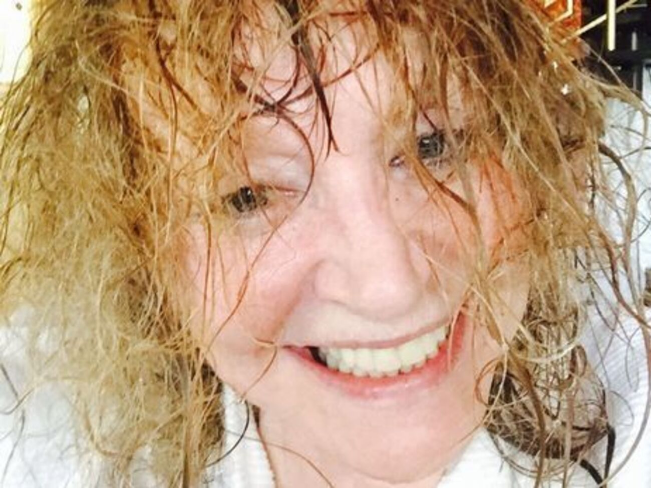 Пугачова: Поки іграшкові літачки, слава Богу. Далеко не полетять