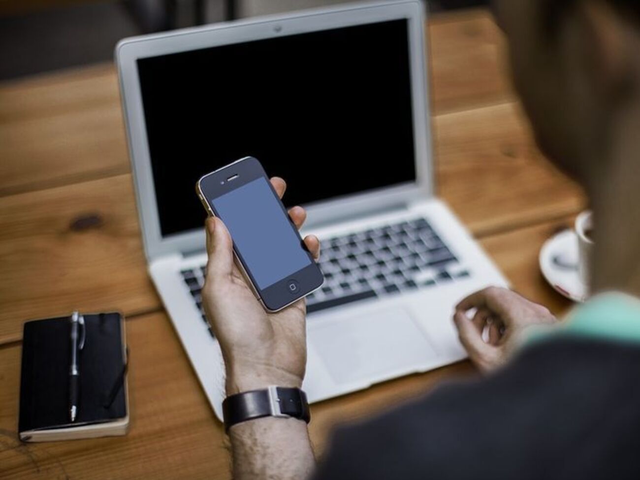 Воспользоваться интернет-системой "ПриватБанка" пока невозможно